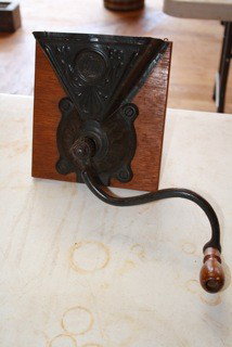 Misc: Vintage Coffee Grinder