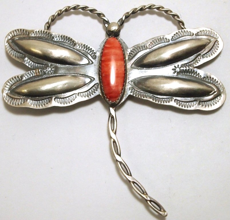 Navajo Spiny Oyster Sterling Silver Dragonfly Pin - Tim: Navajo Spiny Oyster Sterling Silver Dragonfly Pin - Tim Yazzie Measures 2-3/4 tall by 2-7/8" wide. Pin on back measures 1-7/8". Weight: 12.6g SKU: pp0891"