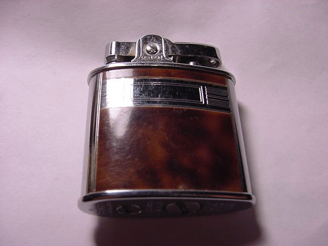 Vintage Ronson Maximus Lighter