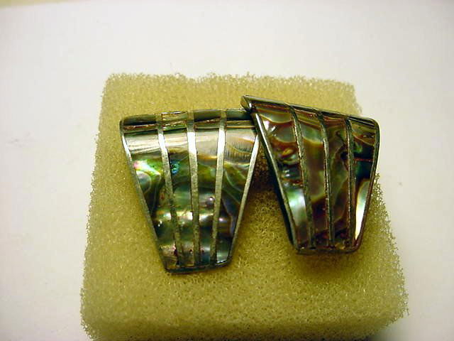 VINTAGE ABALONE CUFF LINKS: VINTAGE ABALONE CUFF LINKS