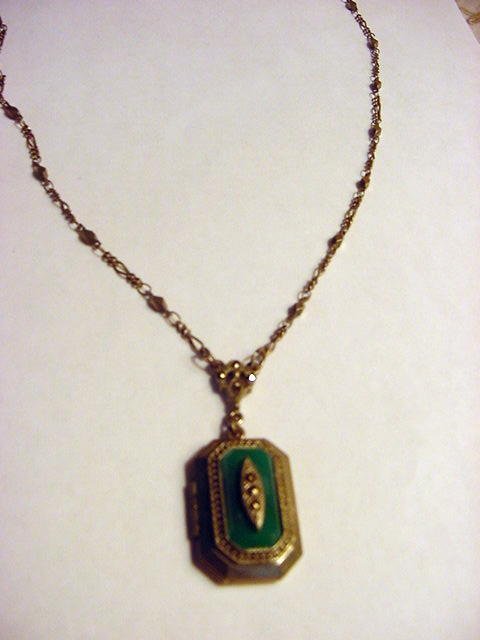 ART DECO LOCKET NECKLACE: ART DECO LOCKET NECKLACE