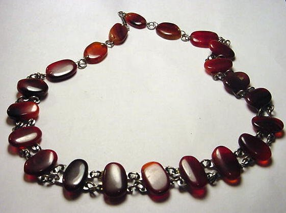 CARNELIAN NECKLACE: CARNELIAN NECKLACE
