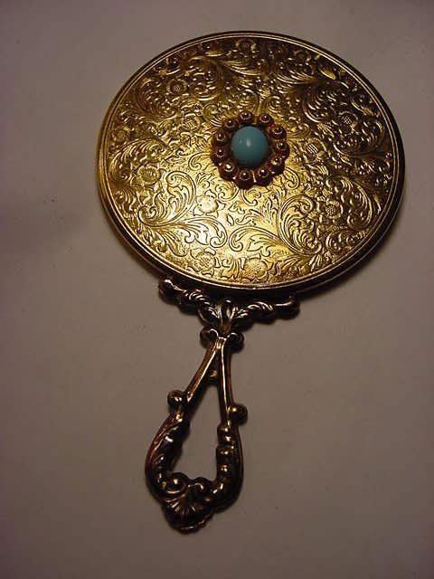 VINTAGE HAND MIRROR: VINTAGE HAND MIRROR