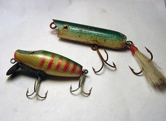 [2] VINTAGE FISHING LURES: [2] VINTAGE FISHING LURES
