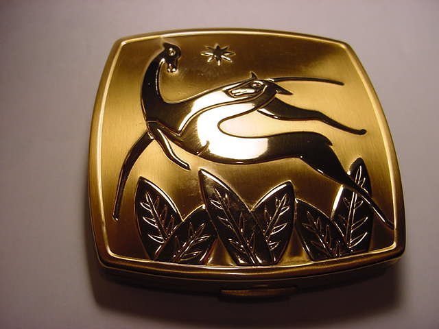 VINTAGE AMERICAN BEAUTY COMPACT: VINTAGE AMERICAN BEAUTY COMPACT