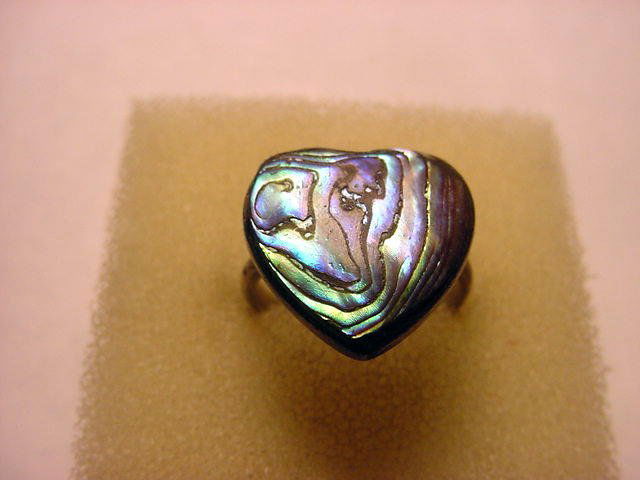 VINTAGE SILVER ABALONE RING SIZE 5: VINTAGE SILVER ABALONE RING SIZE 5