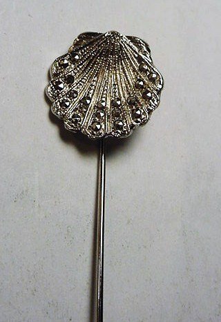 VINTAGE STERLING MARCASITE SHELL STICKPIN: VINTAGE STERLING MARCASITE SHELL STICKPIN
