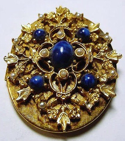 VINTAGE LOCKET: VINTAGE LOCKET