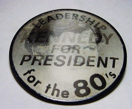 1980 TED KENNEDY CAMPAIGN REFLECROR BUTTON: 1980 TED KENNEDY CAMPAIGN REFLECROR BUTTON