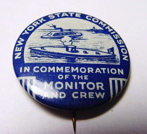 MONITOR & HER CREW BUTTON: MONITOR & HER CREW BUTTON