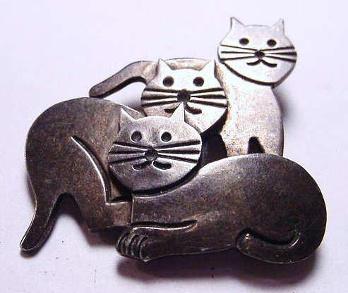 MEXICAN STERLING KITTIES PIN: MEXICAN STERLING KITTIES PIN