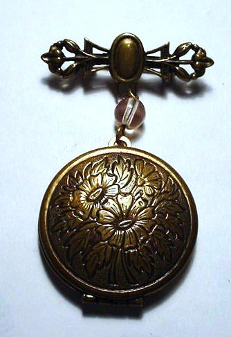 SIGNED LOCKET PIN: SIGNED LOCKET PIN