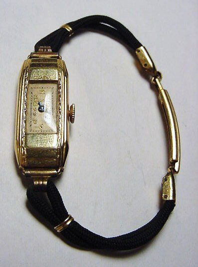 VINTAGE LADIES BULOVA WATCH WORKS: VINTAGE LADIES BULOVA WATCH WORKS