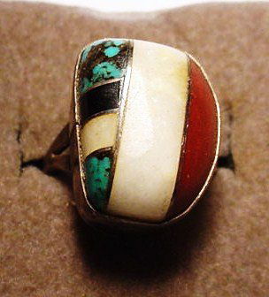 ZUNI SILVER INLAID STONE RING SIZE 7: ZUNI SILVER INLAID STONE RING SIZE 7