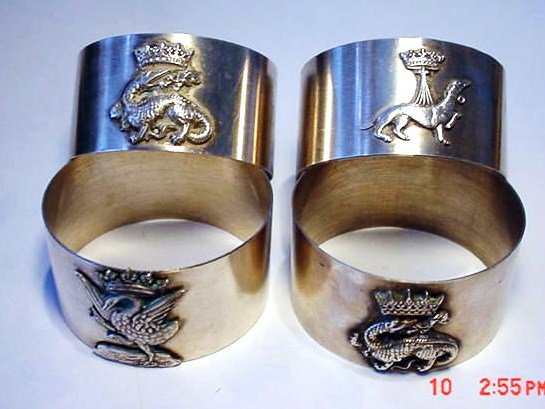 [4] NAPKIN RINGS FROM ITALIAN SHIP: [4] NAPKIN RINGS FROM ITALIAN SHIP