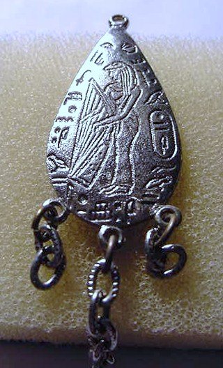 ANCIENT EGYPTIAN STYLE PENDANT: ANCIENT EGYPTIAN STYLE PENDANT