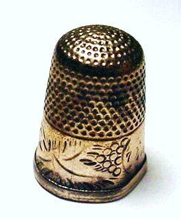 VICTORIAN STERLING THIMBLE: VICTORIAN STERLING THIMBLE