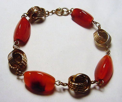 VINTAGE CARNELIAN BRACELET: VINTAGE CARNELIAN BRACELET