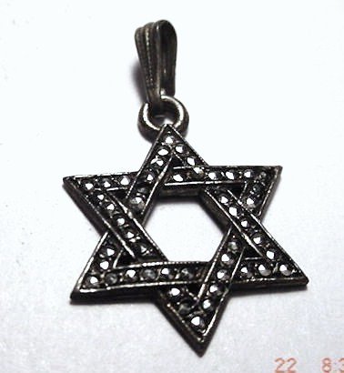 VINTAGE STERLING MARCASITE STAR OF DAVID: VINTAGE STERLING MARCASITE STAR OF DAVID
