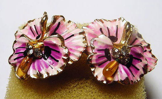 VINTAGE CORO ENAMEL EARRINGS: VINTAGE CORO ENAMEL EARRINGS