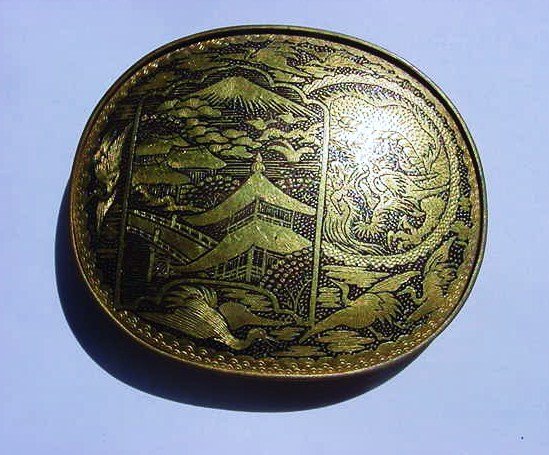 VINTAGE ASIAN DESIGN BELT BUCKLE: VINTAGE ASIAN DESIGN BELT BUCKLE