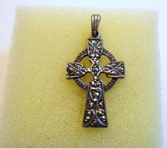VINTAGE STERLING MARCASITE CELTIC CROSS: VINTAGE STERLING MARCASITE CELTIC CROSS