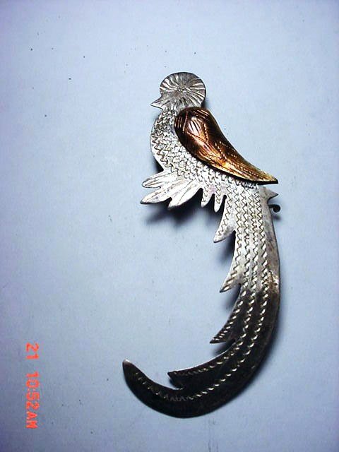 VINTAGE GUATEMALA STERLING BIRD PIN: VINTAGE GUATEMALA STERLING BIRD PIN
