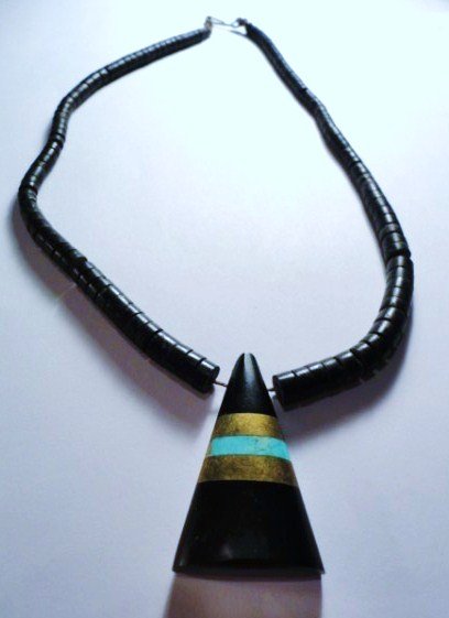 NAVAJO STONE NECKLACE: NAVAJO STONE NECKLACE