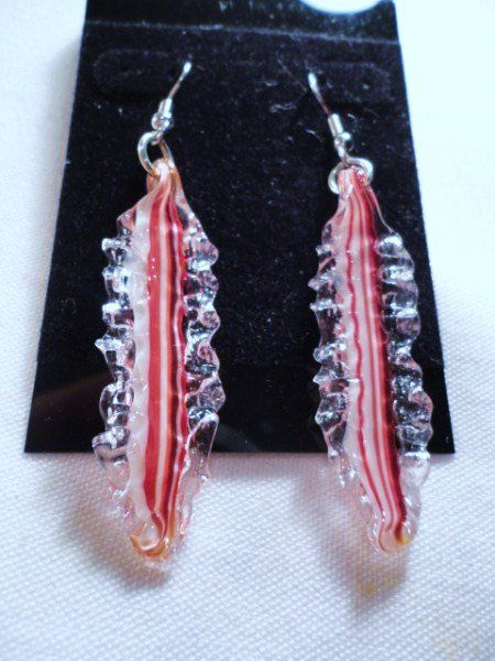 VINTAGE ART GLASS EARRINGS: VINTAGE ART GLASS EARRINGS