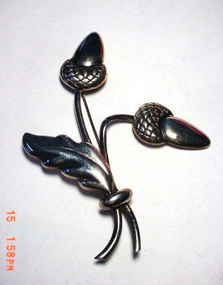 VINTAGE CORO MEXICO STERLING PIN: VINTAGE CORO MEXICO STERLING PIN