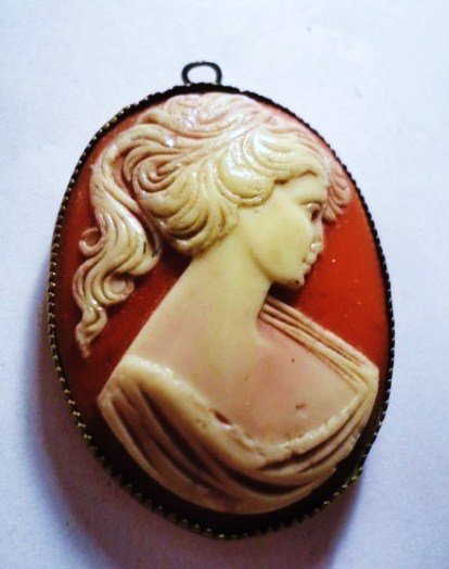 CAMEO PIN: CAMEO PIN