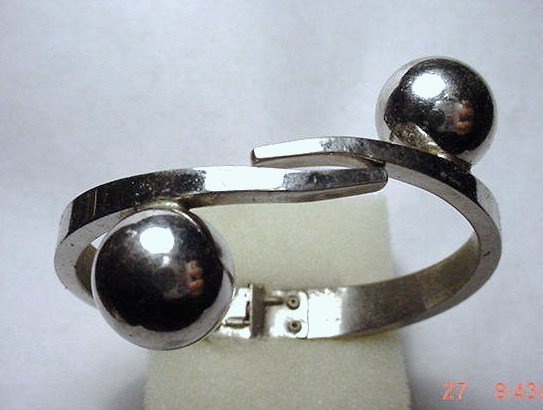 MODERNIST BRACELET: MODERNIST BRACELET