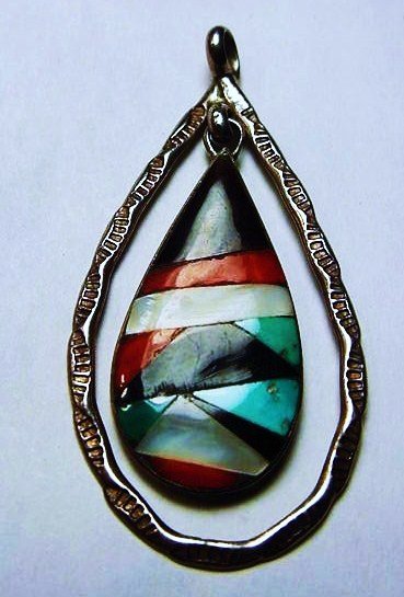 ZUNI SILVER INLAID STONES PENDANT: ZUNI SILVER INLAID STONES PENDANT
