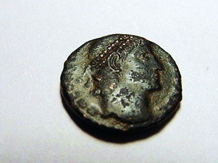 ANCIENT ROMAN COIN: ANCIENT ROMAN COIN
