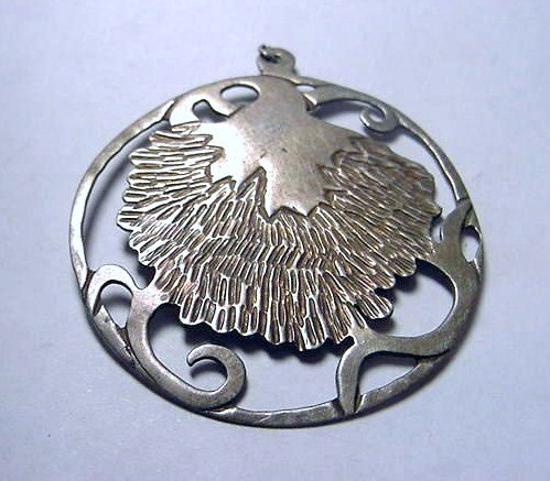 DESIGNER N. DINERO STERLING PENDANT: DESIGNER N. DINERO STERLING PENDANT