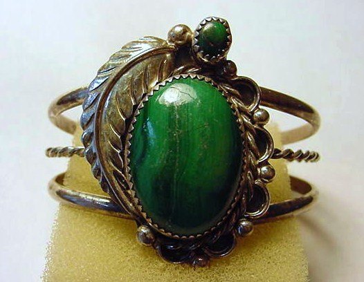 NAVAJO SILVER MALACHITE BRACELET: NAVAJO SILVER MALACHITE BRACELET