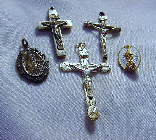 RELIGIOUS LOT: RELIGIOUS LOT