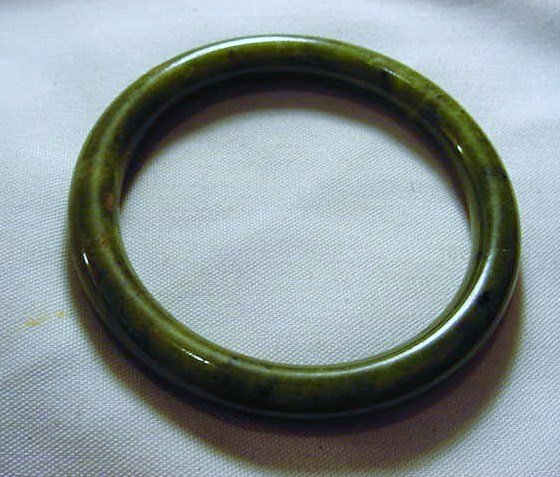 JADE BRACELET: JADE BRACELET