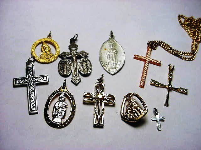RELIGOUS LOT: RELIGOUS LOT
