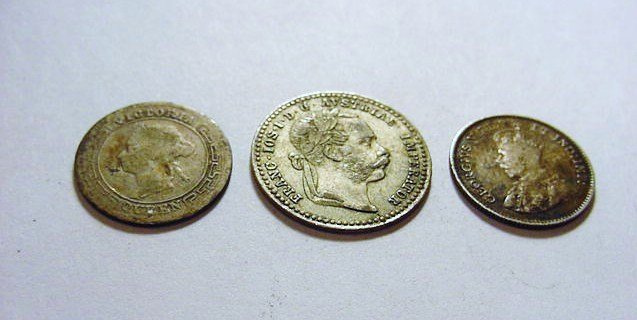 SILVER COIN LOT: SILVER COIN LOT