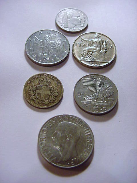 ITALIAN COIN LOT: ITALIAN COIN LOT