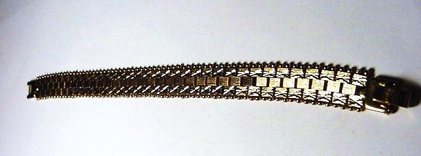 GOLD PLATED BRACELET: GOLD PLATED BRACELET