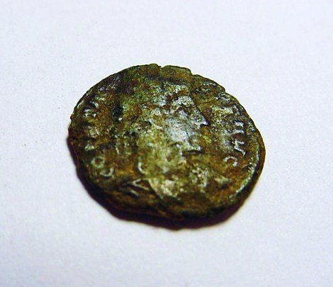 ANCIENT ROMAN COIN: ANCIENT ROMAN COIN