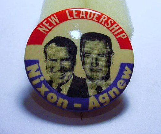 NIXON AGNEW CAMPAIGN BUTTON: NIXON AGNEW CAMPAIGN BUTTON