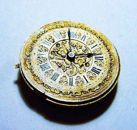 ANTIQUE WATCH MOVEMENT: ANTIQUE WATCH MOVEMENT