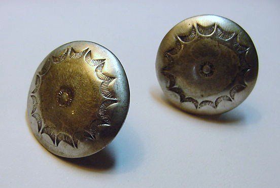 NAVAJO SILVER EARRINGS: NAVAJO SILVER EARRINGS