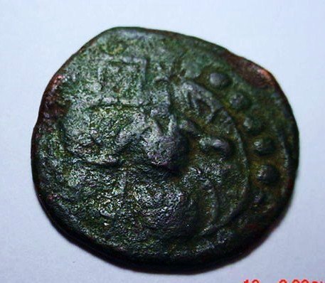 BYZANTINE FOLLIS: BYZANTINE FOLLIS