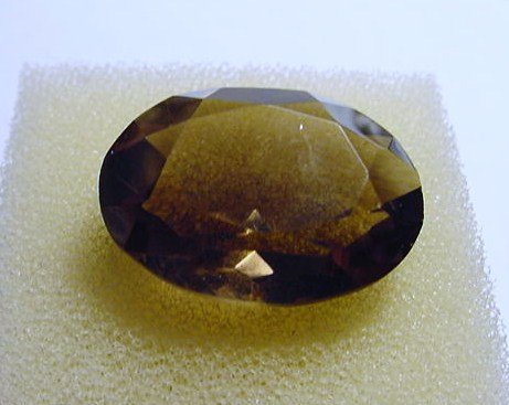 31 CARAT SMOKEY TOPAZ: 31 CARAT SMOKEY TOPAZ