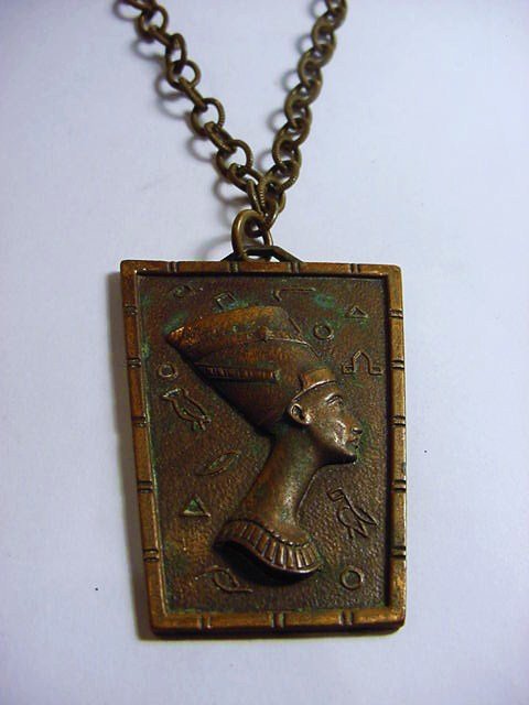 QUEEN NEFERTITI COPPER NECKLACE: QUEEN NEFERTITI COPPER NECKLACE