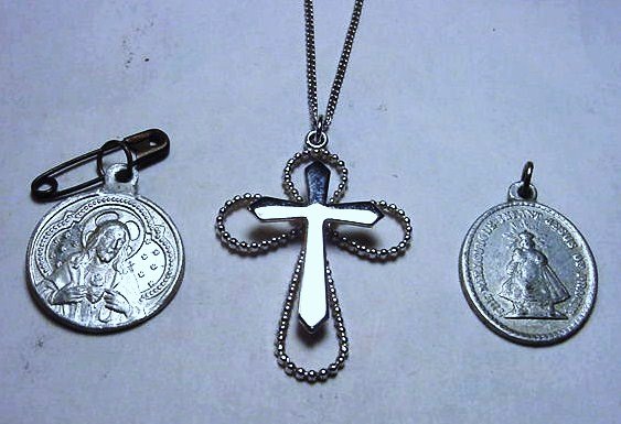 RELIGIOUS LOT: RELIGIOUS LOT